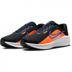 Chaussures de course sur route Nike Downshifter 13 pour homme (extra larges) (FJ1284-004, noir/hyper cramoisi/platine pur)