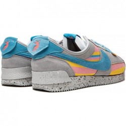 Chaussures de gymnastique Nike pour hommes, gris clair fumé, corail, craie, bleu maïs, rage