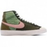 Baskets Nike Blazer Mid 77 Premium Lifestyle pour hommes