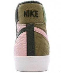 Baskets Nike Blazer Mid 77 Premium Lifestyle pour hommes